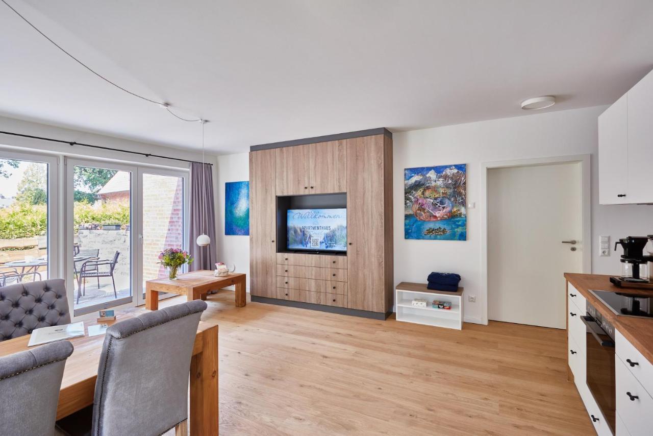 Apartmenthaus Emily By Poly Апартаменты *