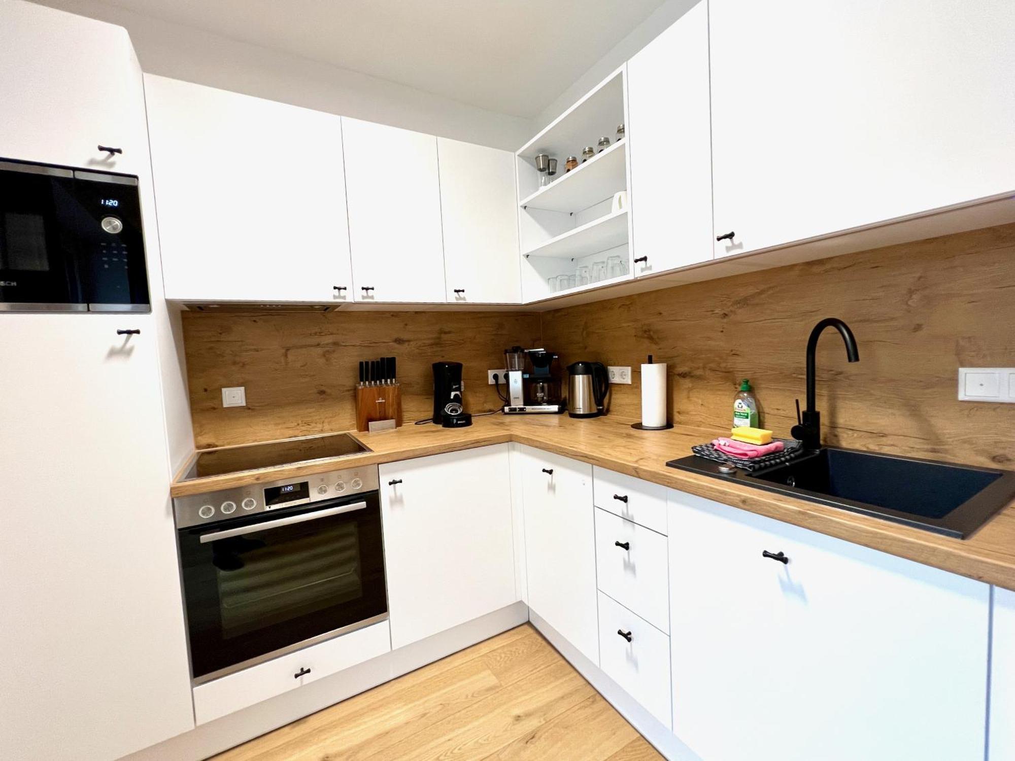Apartmenthaus Emily By Poly